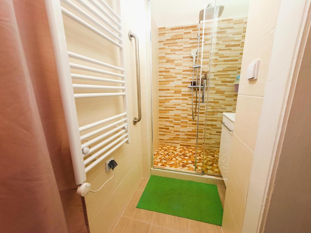 Apartment In The Center Of 프라하 외부 사진