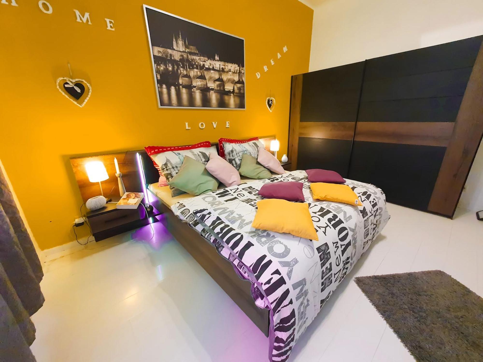 Apartment In The Center Of 프라하 외부 사진