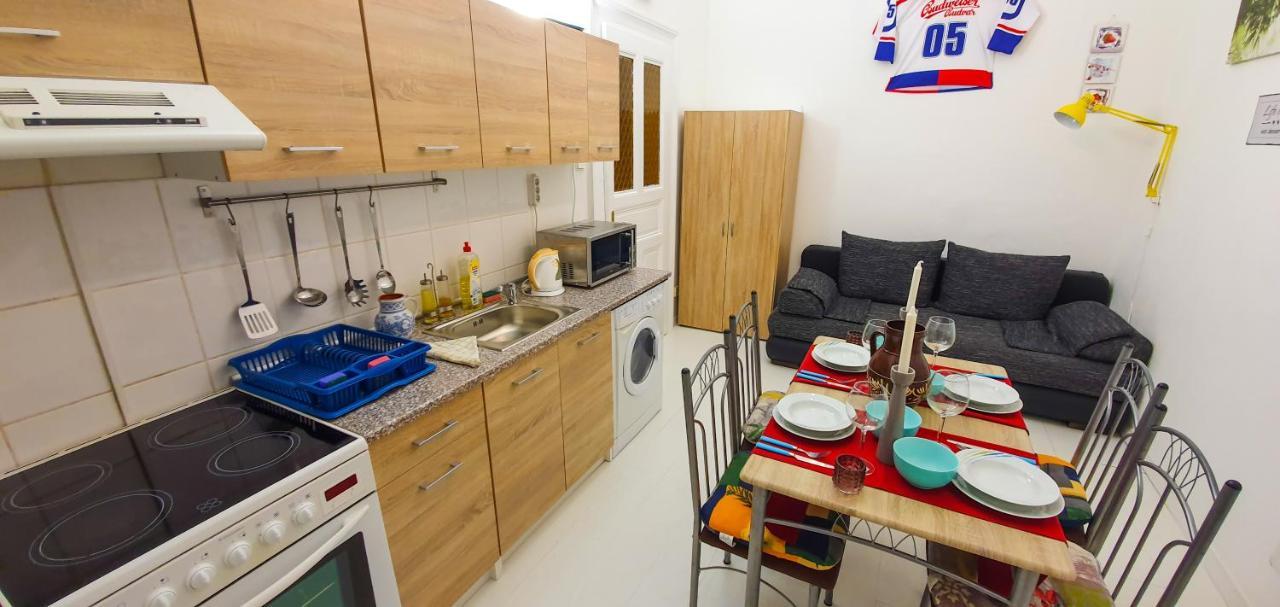 Apartment In The Center Of 프라하 외부 사진